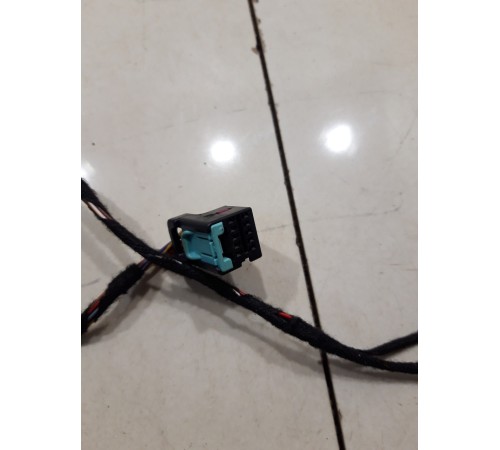 Электропроводка обшивки двери(передняя левая)