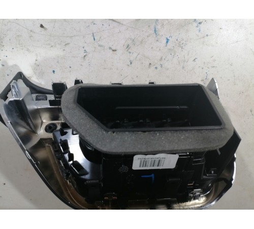 Дефлектор воздушный торпеды левый 