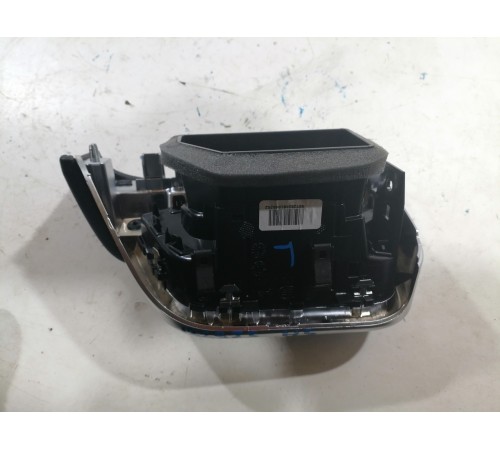 Дефлектор воздушный торпеды левый 