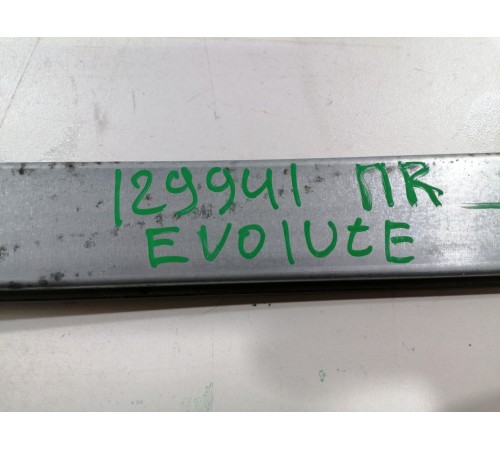 Стеклоподъемник двери передний правый