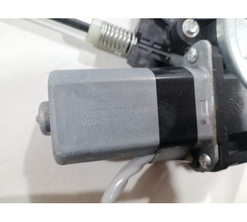 Стеклоподъемник двери передний правый