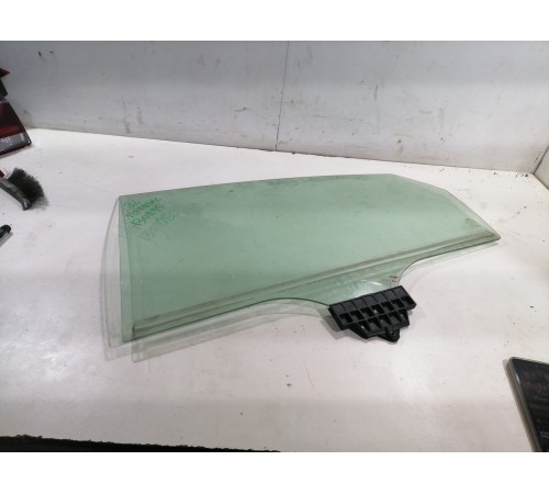 Стекло двери заднее левое
