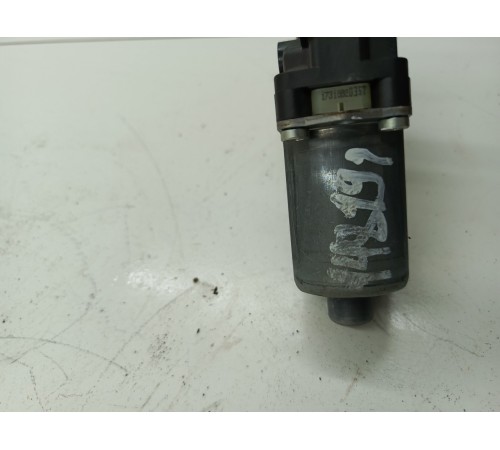 Моторчик стеклоподъемника задний левый