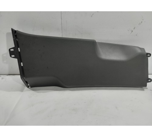 Обшивка центральной стойки(правая верхняя)