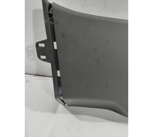 Обшивка центральной стойки(правая верхняя)