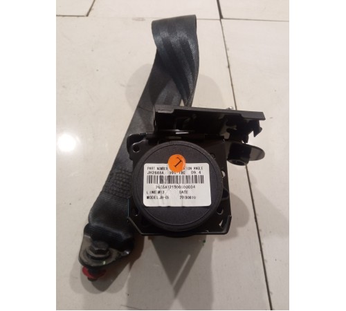 Ремень безопасности (задний левый)