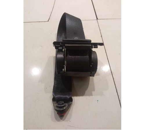 Ремень безопасности (задний левый)