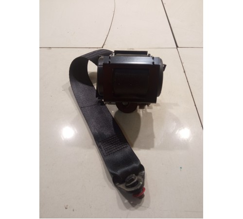 Ремень безопасности (задний левый)