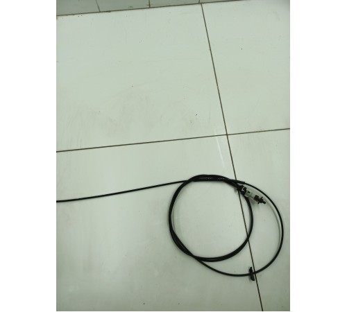 Трос лючка бензобака
