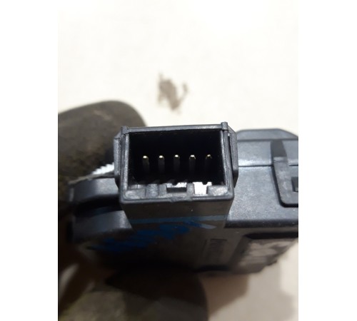 Моторчик привода заслонок отопителя