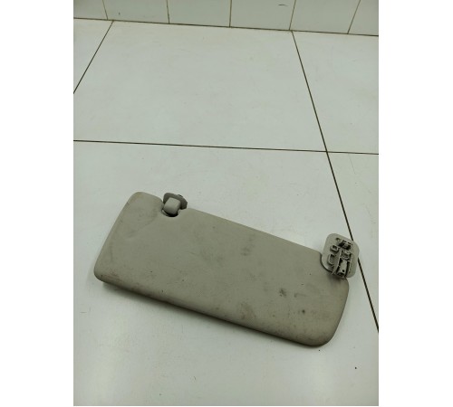 Козырёк левый