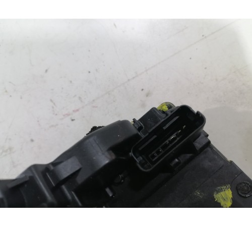 Замок двери задний правый