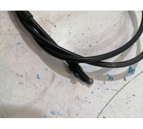 Трос открывания капота