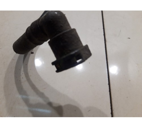 Трубка топливная