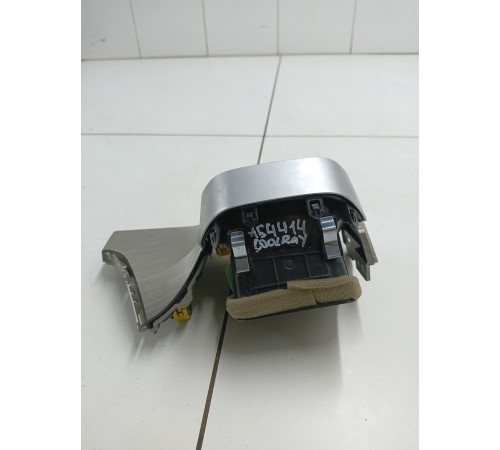 Дефлектор воздушный левый