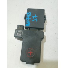 Клемма аккумулятора плюсовая