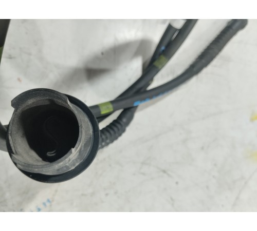 Дренажная трубка панорамной крыши задняя правая