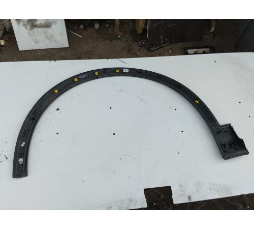 Накладка крыла(передняя правая)