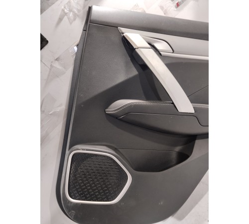 Обшивка двери задняя правая