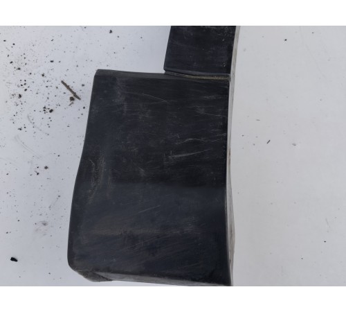 Накладка крыла(передняя правая)