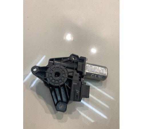 Моторчик стеклоподъемника (задний, правый)