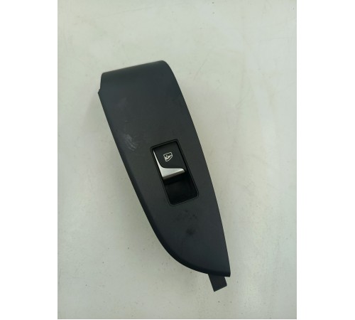 Кнопка стеклоподъемника