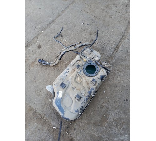 Бак топливный