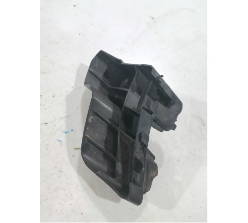 Кронштейн (крепление) заднего бампера правый