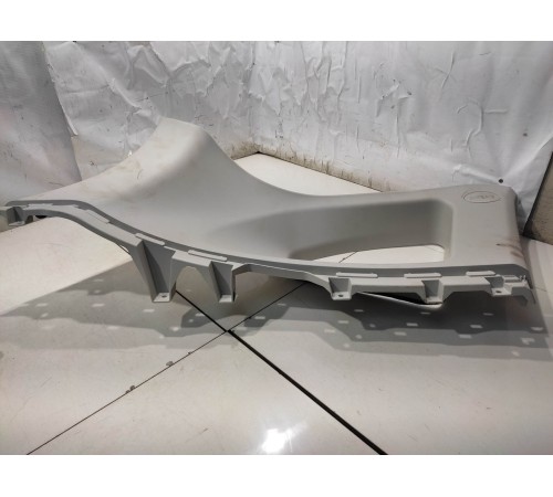 Обшивка стойки (задняя, левая)