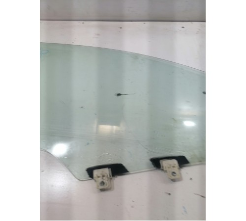 Стекло двери переднее правое