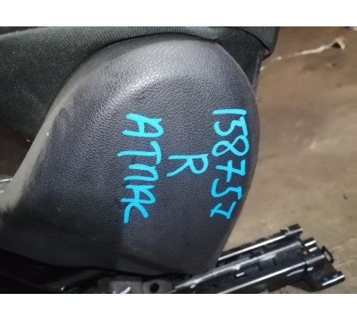 Сиденье переднее правое