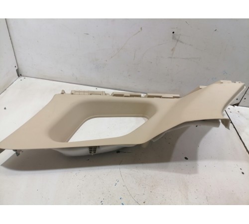 Обшивка багажника задняя левая