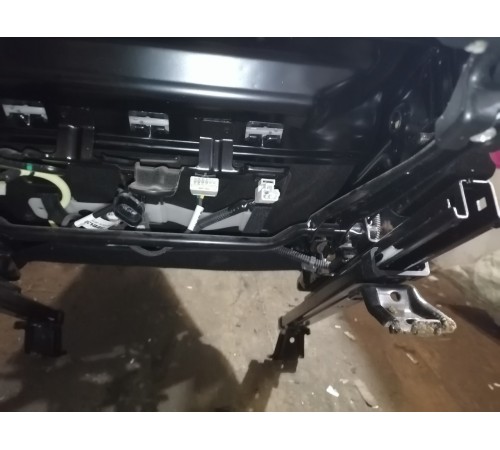 Сиденье переднее правое