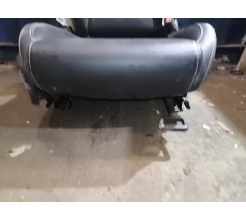 Сиденье переднее правое