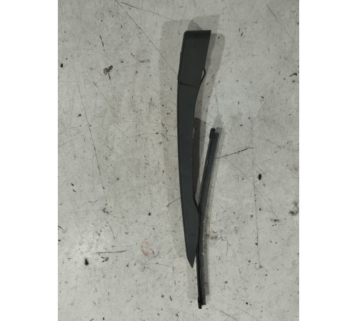 Поводок стеклоочистителя(задний)