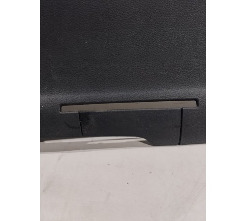 Обшивка центральной стойки(правая нижняя)