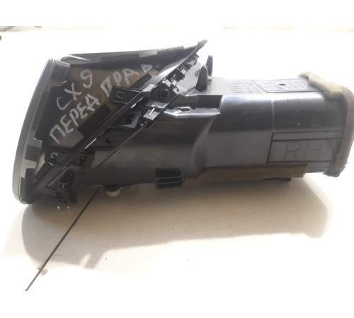 Воздушный дефлектор (правый)