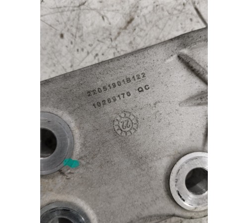 Кронштейн редутора заднего моста