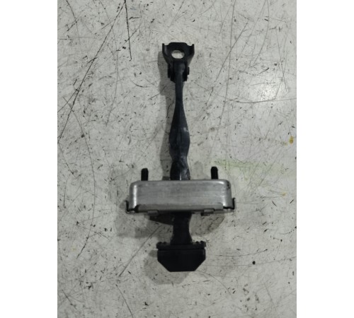 Ограничитель двери передний правый