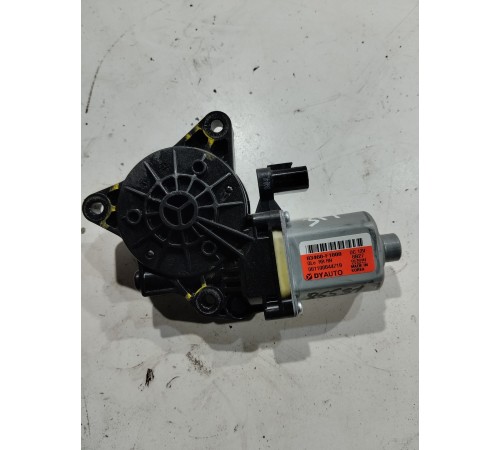 Моторчик стеклоподъемника задний правый