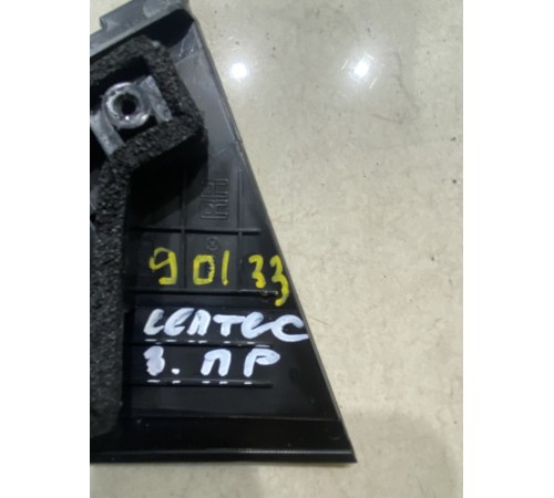 Накладка рамки двери (задняя правая)