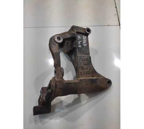 Кронштейн помпы