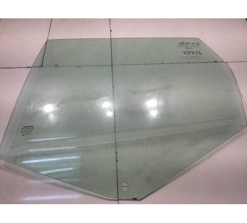 Стекло двери (заднее, левое)