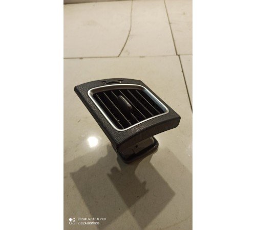 Воздушный дефлектор правый