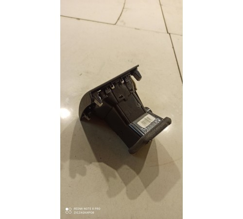 Воздушный дефлектор правый