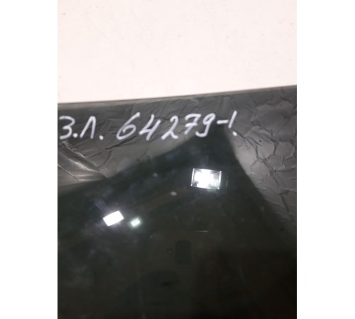 Стекло двери (заднее, левое)