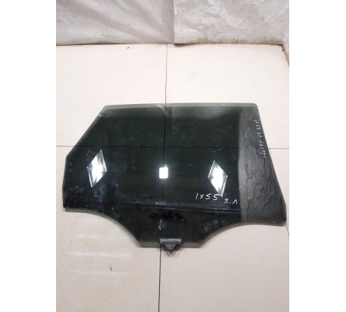 Стекло двери (заднее, левое)