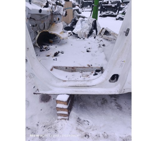 Порог передний левый