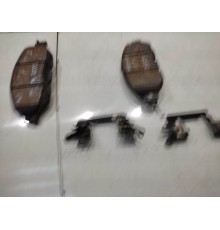 Колодки тормозные (передние левые)