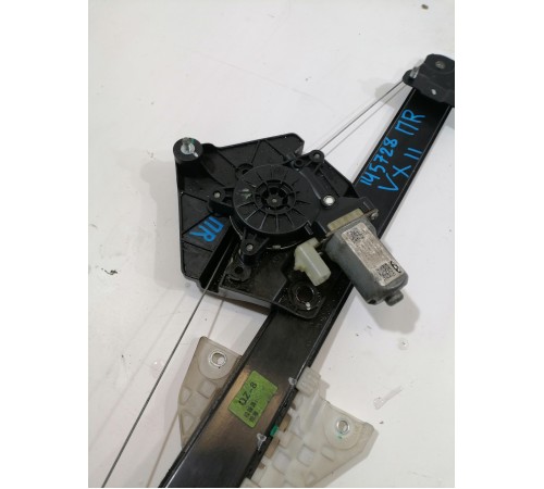 Стеклоподъемник передний правый